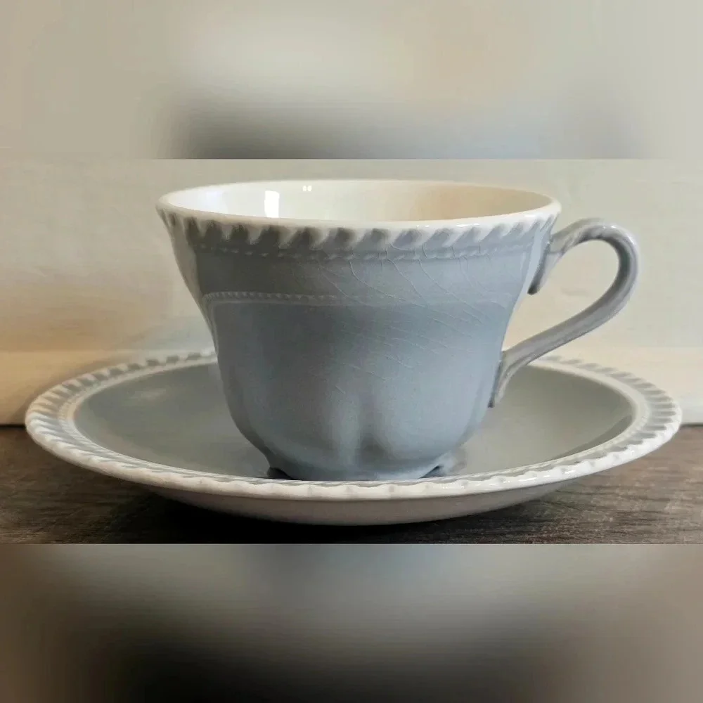 Lovely Vintage Harker Chesterton Ware Harkerware Teacup & Saucer in Light Gray